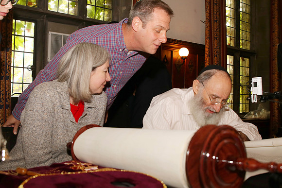 UofCTorah-A106