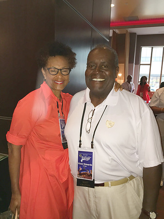 GuardsmenConvention-Selfies_K076