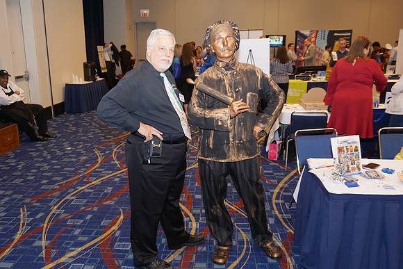 ChooseChicagoShowcase-A15