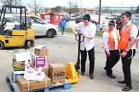 AgudahPesachFoodPantry-A05