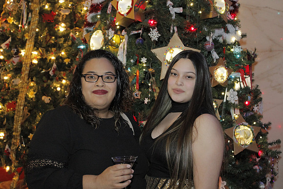 FayServicingHParty-B044