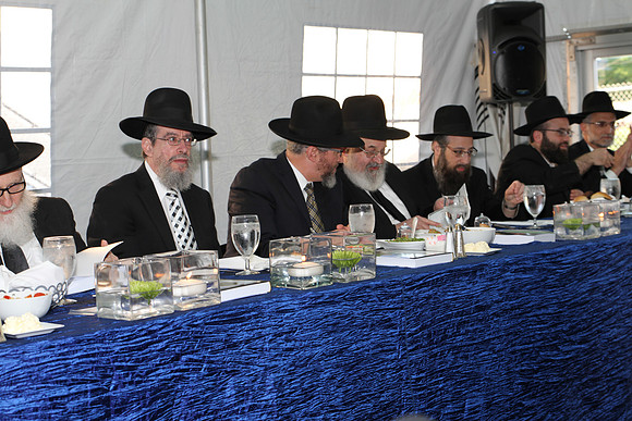 YMHCTorahBanquet-B027