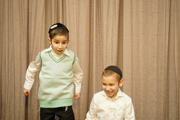 ShlomoBarM-B16