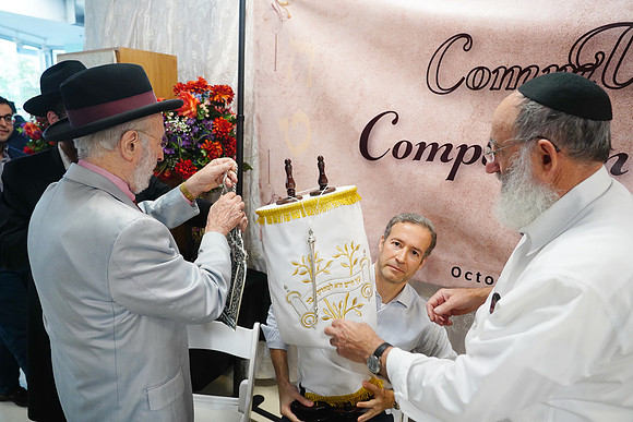 TorahDedicationEastLakeviewChabad-B041