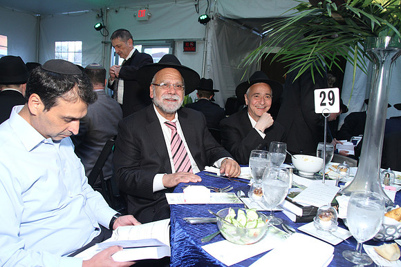 YMHCTorahBanquet-B053