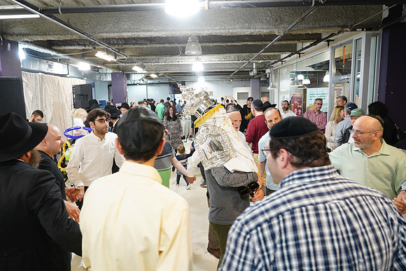 TorahDedicationEastLakeviewChabad-B048