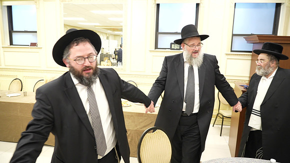 YonahMenachem-S31
