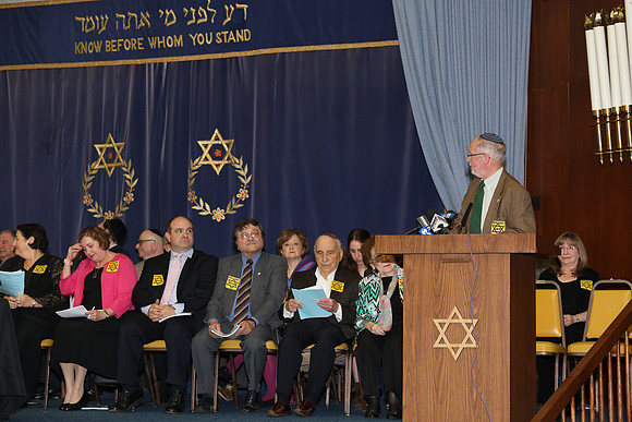 HolocaustMemorialCommemoration-A070