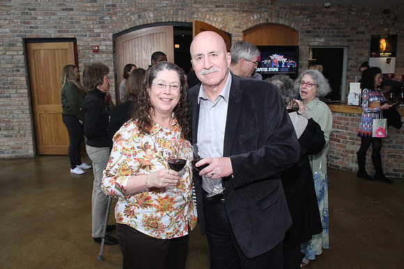 DowntownSederChiCityWinery-B10