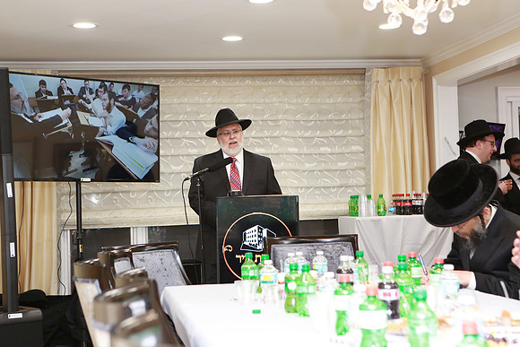 ReceptionMIRYeshiva-C01