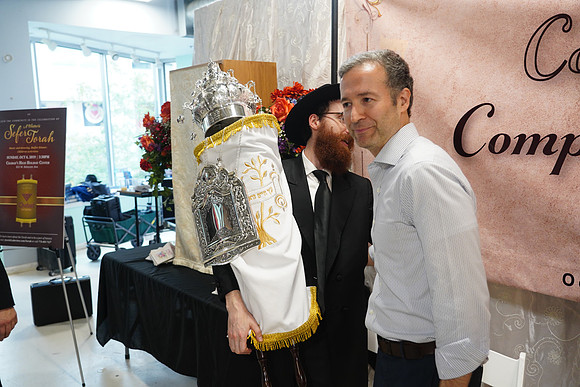 TorahDedicationEastLakeviewChabad-B047