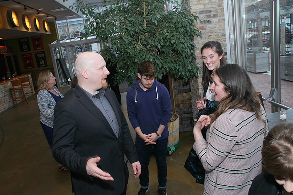 DowntownSederChiCityWinery-B20