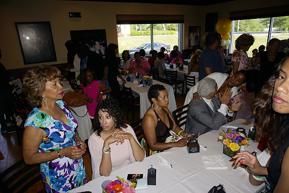 DonnaLeak50thBDay-B017