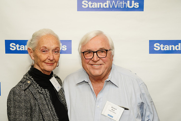 StandWithUsGala-B067