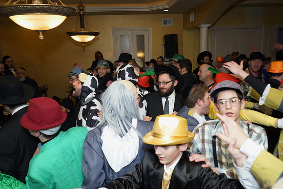 MendyPurim-A17