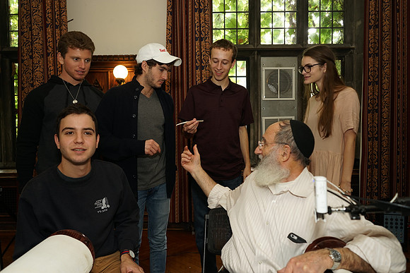 UofCTorah-A018