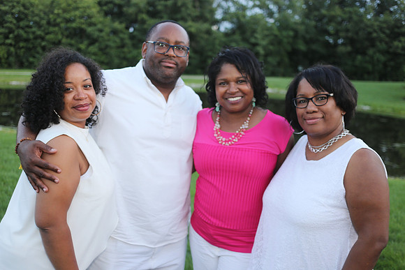 DrellaTommyWhiteParty-C086