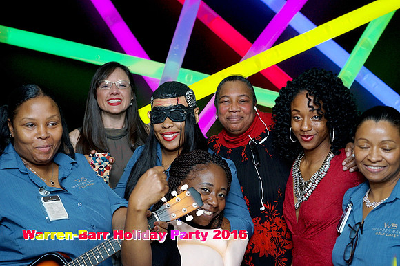 DSC000084x6 - Glowsticks - Copy (2)
