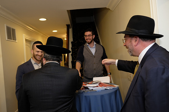 TorahUMesorahReception-B017