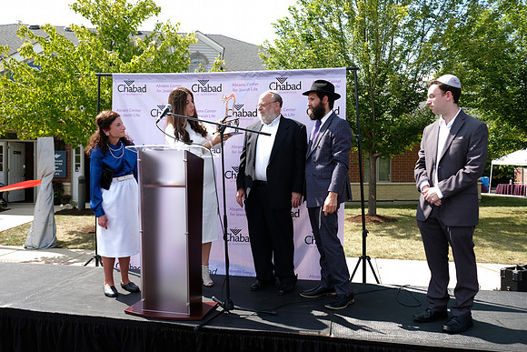 ChabadofNaperville-B031