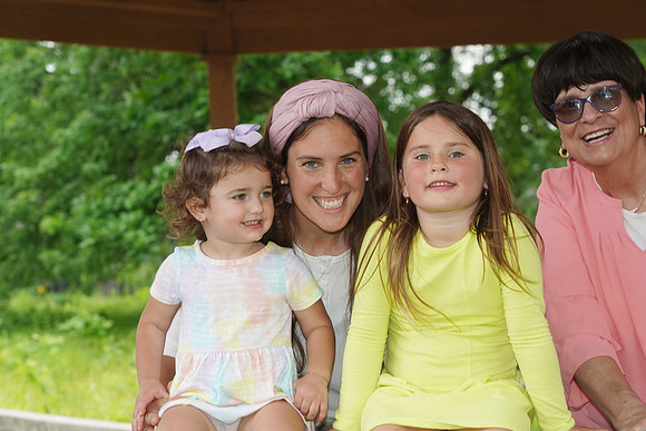 KahnFamilyPic-A42