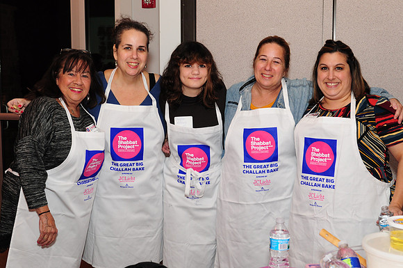 NorthShoreChallahBakes-A060