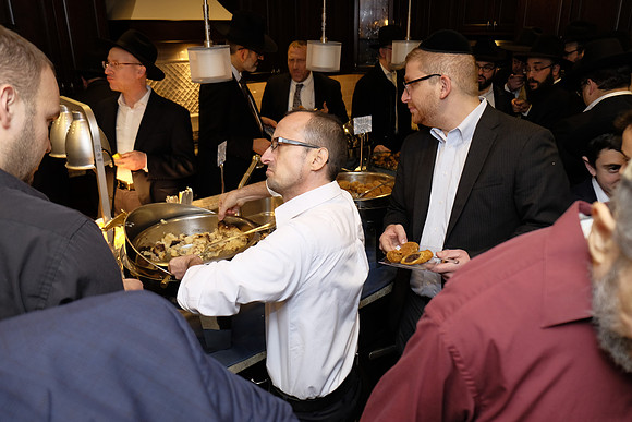 TorahUMesorahReception-B070