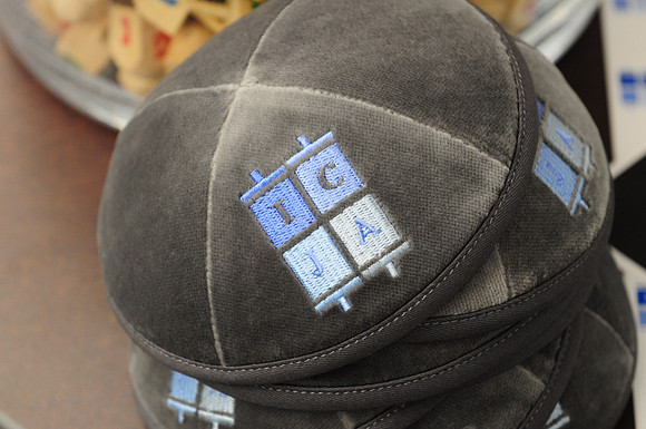 ICJAChanukat-A095