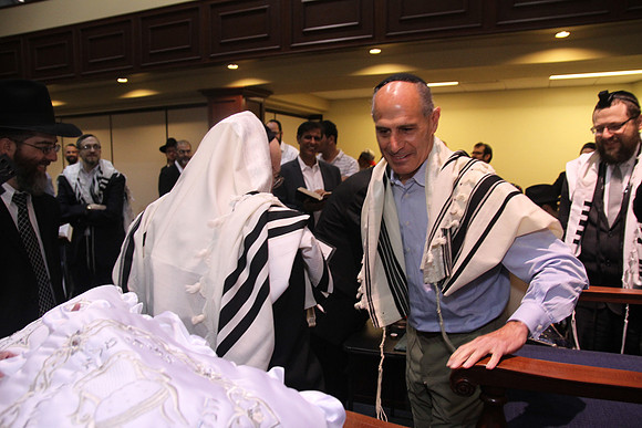 YitzchakBrit-B10