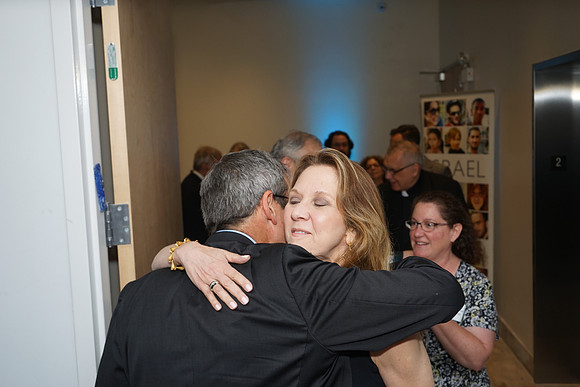 GiladFamilyAppreReception-A031
