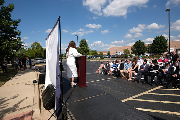 ChabadofNaperville-B076