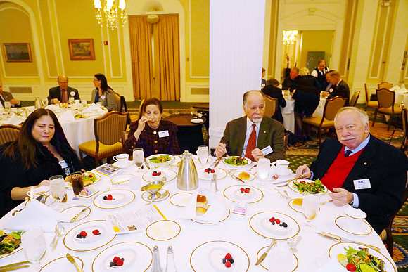 RotaryOneElliot-A19