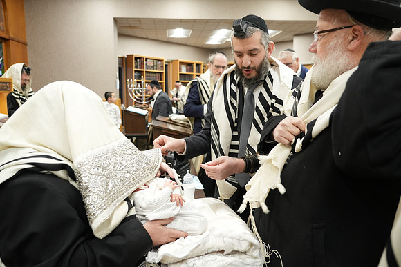 YonahMenachem-B58