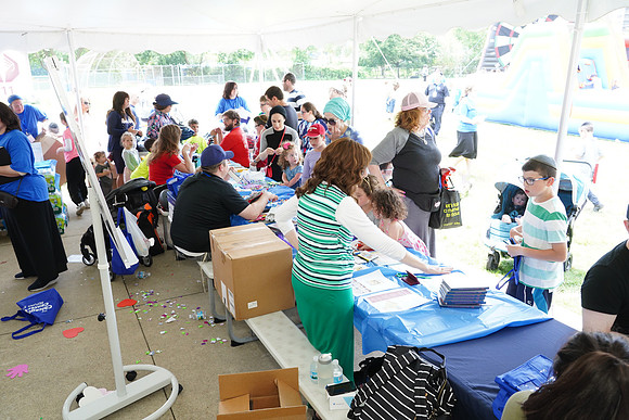 Refuah311HealthFair-B38