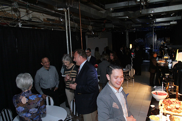 WarrenBarrGrandOpening-B059