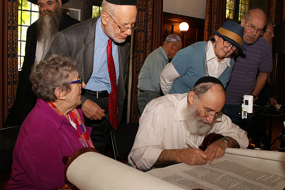 UofCTorah-A116