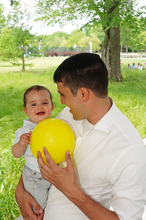 KahnFamilyPic-A86
