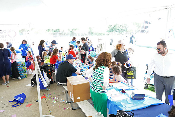 Refuah311HealthFair-B37