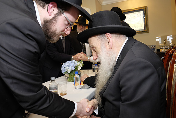 TorahUMesorahReception-B105