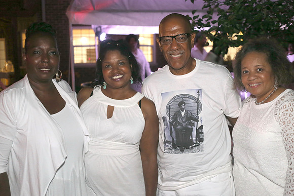 DrellaTommyWhiteParty-C104