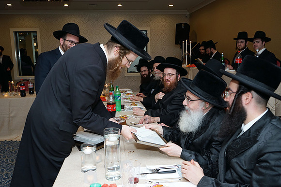 ChassidisheKollelSimcha-B077