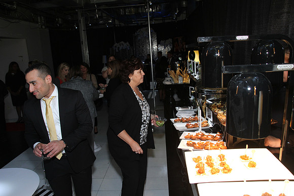 WarrenBarrGrandOpening-B029