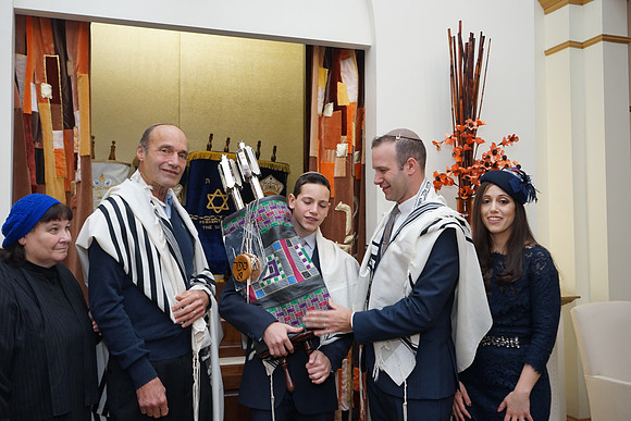 EitanComrovBarM-A044