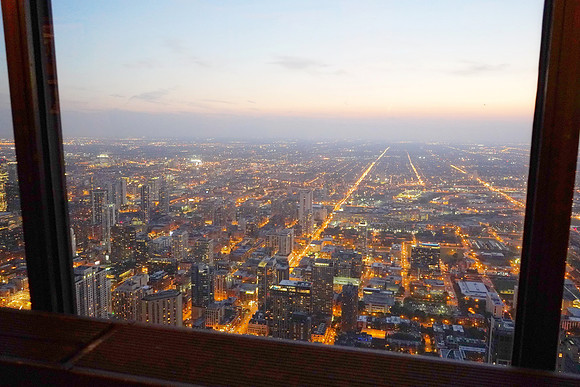 AroundChicagoSignatureRoom-B42
