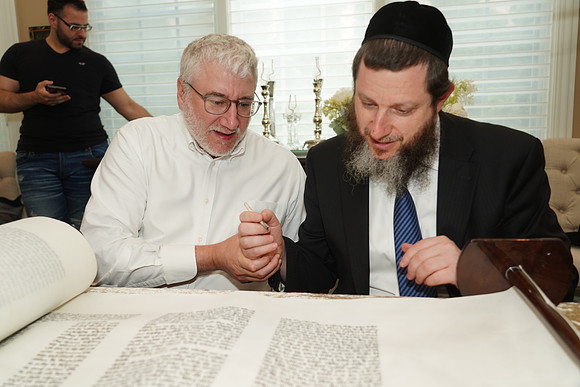 BerelianiTorah-A037