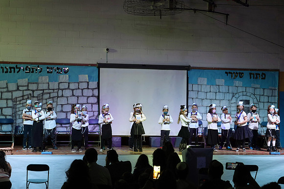 HT-Siddur-Class1B-32