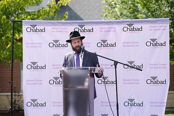 ChabadofNaperville-B087