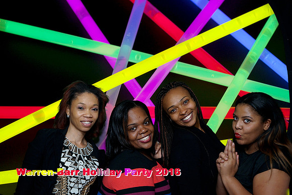DSC000134x6 - Glowsticks - Copy (2)