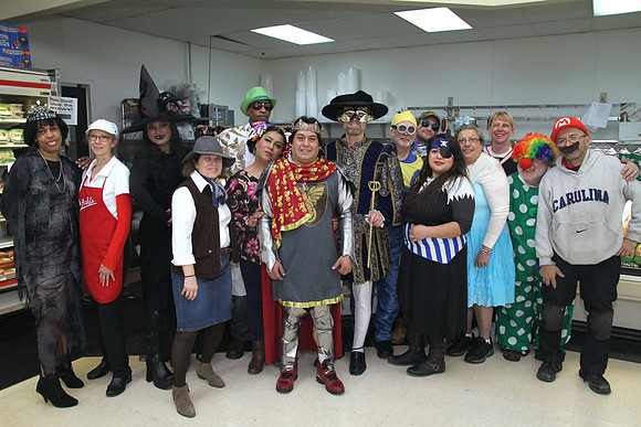 Purim-at-Hungarian-02