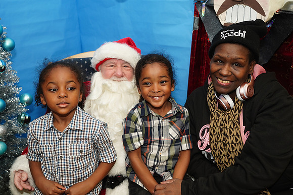 RotarySantaEasterSeals-A08